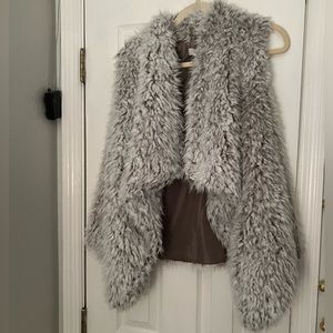 NWT Jolt Faux Fur Snap Vest, Women’s Size L